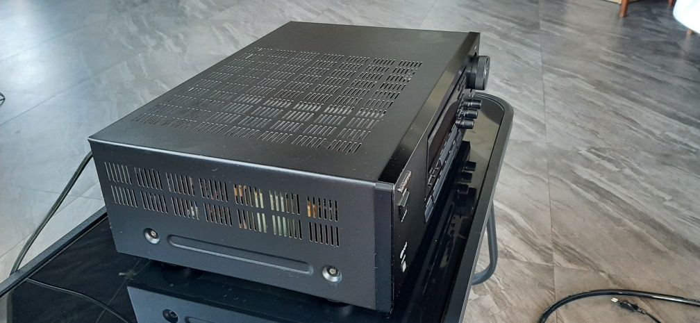 Ресивер Onkyo TX 8211