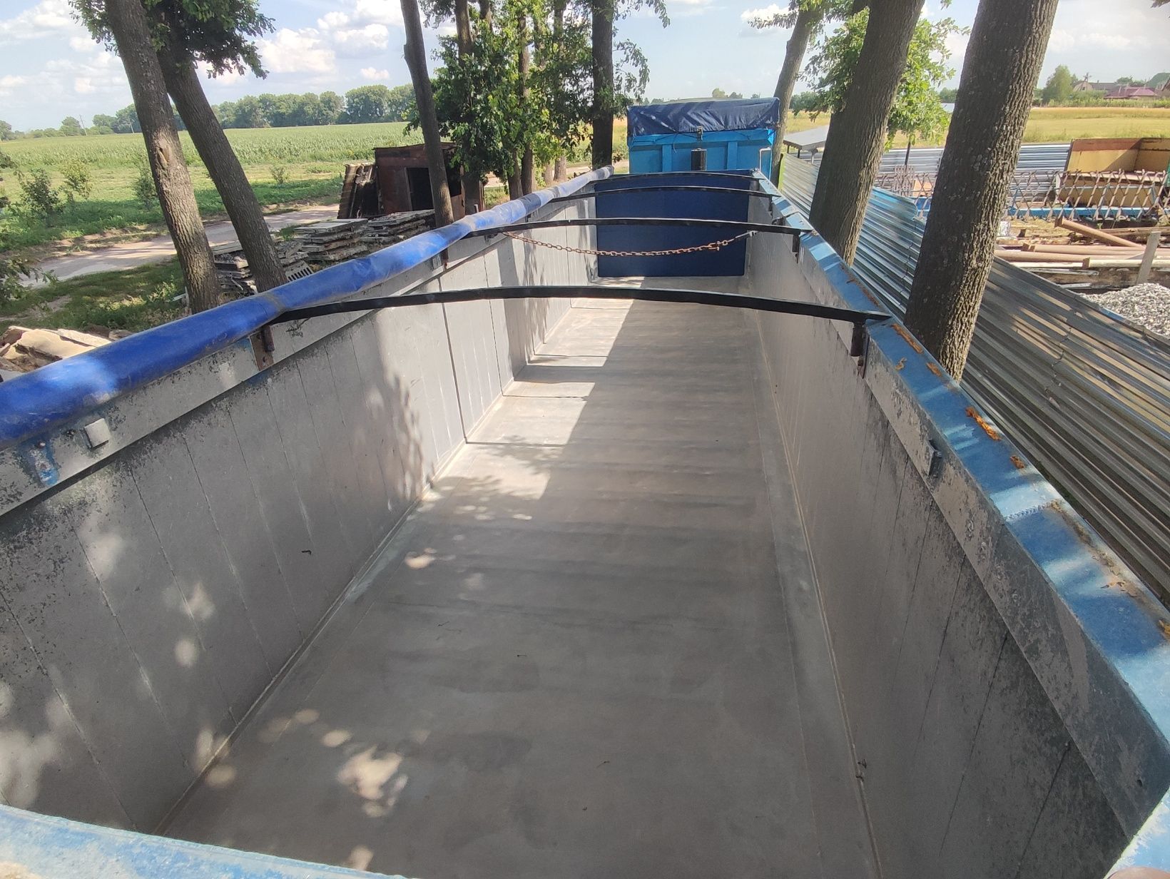 Продам напівпричіп  зерновоз-контейнеровоз-палетник wiel
