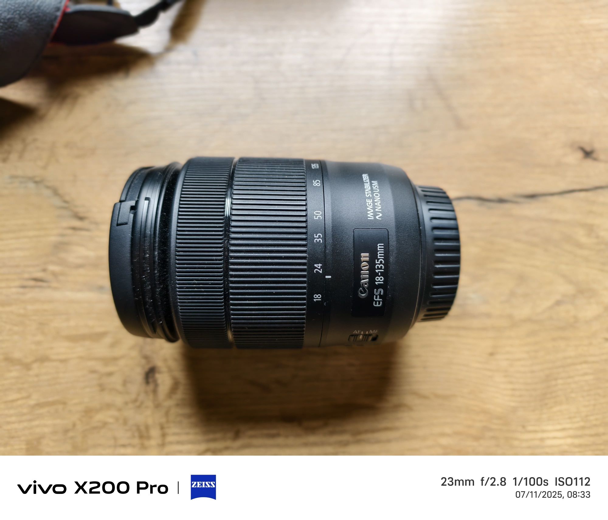 Canon EOS 250D + Obiektyw EF-S 18-55 IS STM + Torba + Statyw – Stan Ba