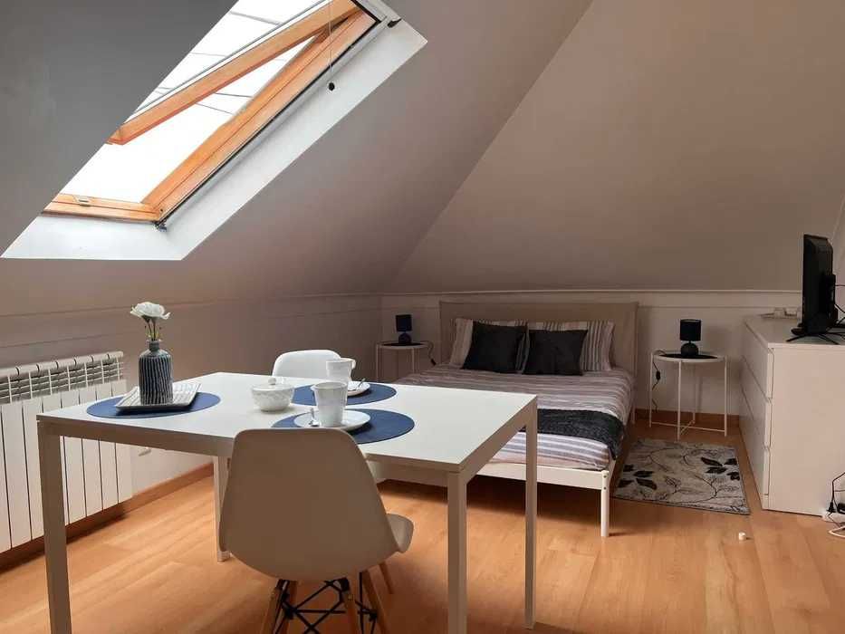 Quarto para CASAL | Contas Incluídas | Cascais | Bom ambiente