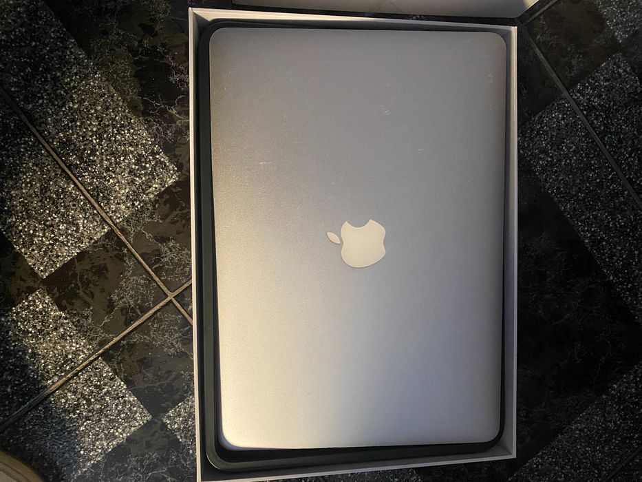 Apple Macbook Air 2015 8GB Em Bom Estado
