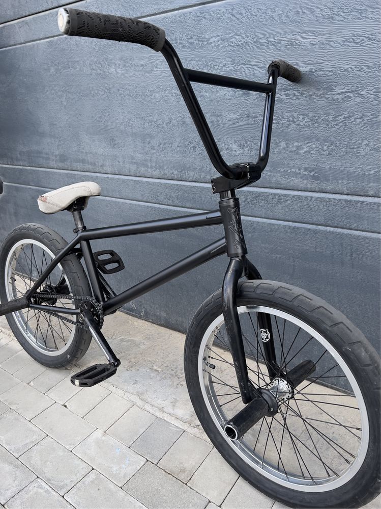 Топ bmx custom Eclat primo Bsd Fit фрикостер