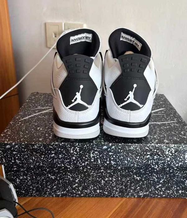 Buty meskie Mokasyny Jordan 4 Retro military black R.46