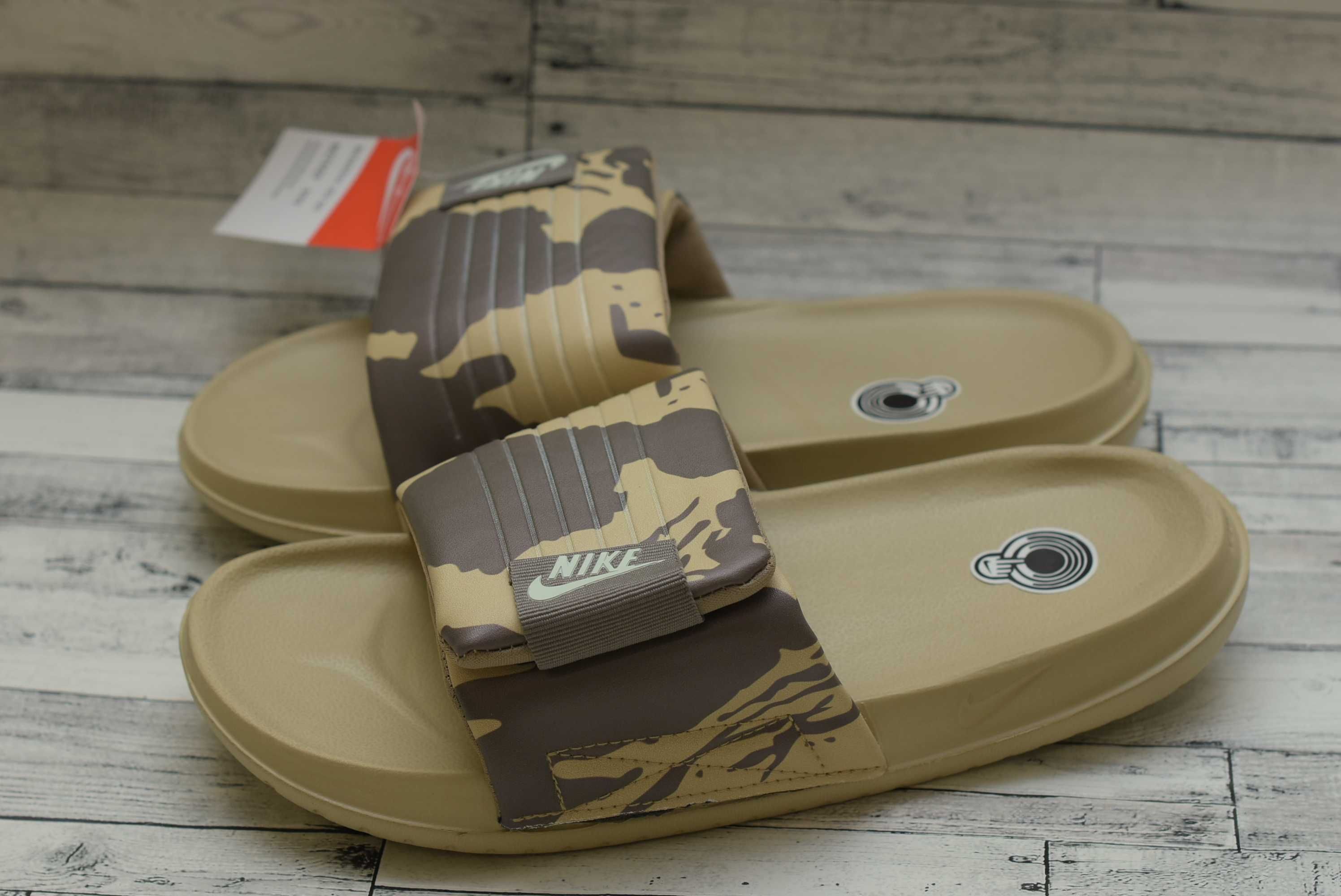 Чоловічі шльопанці шлепанцы тапочки Nike Benassi OFFCOURT Adjust