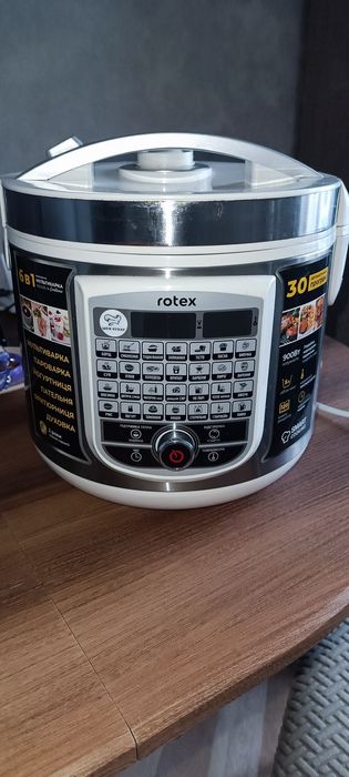 Мультиварка  "Rotex"