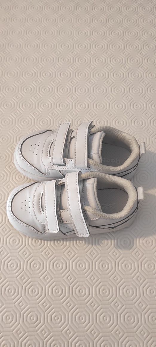 Sapatilhas Rebook para menina