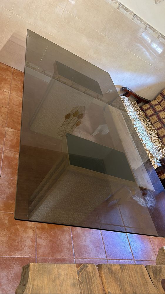 Mesa de vidro com apoios de marmore pela melhor oferta