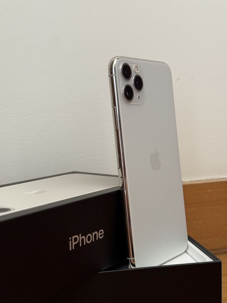 Iphone 11 Pro Max - 64 Gb