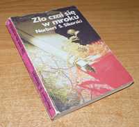 Norbert S. Sikorski - Zło czai się w mroku