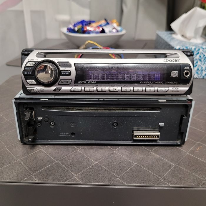 Radio samochodowe SONY 4x50W XPLOD 100dB+ CD,DUAL AUX,RDS