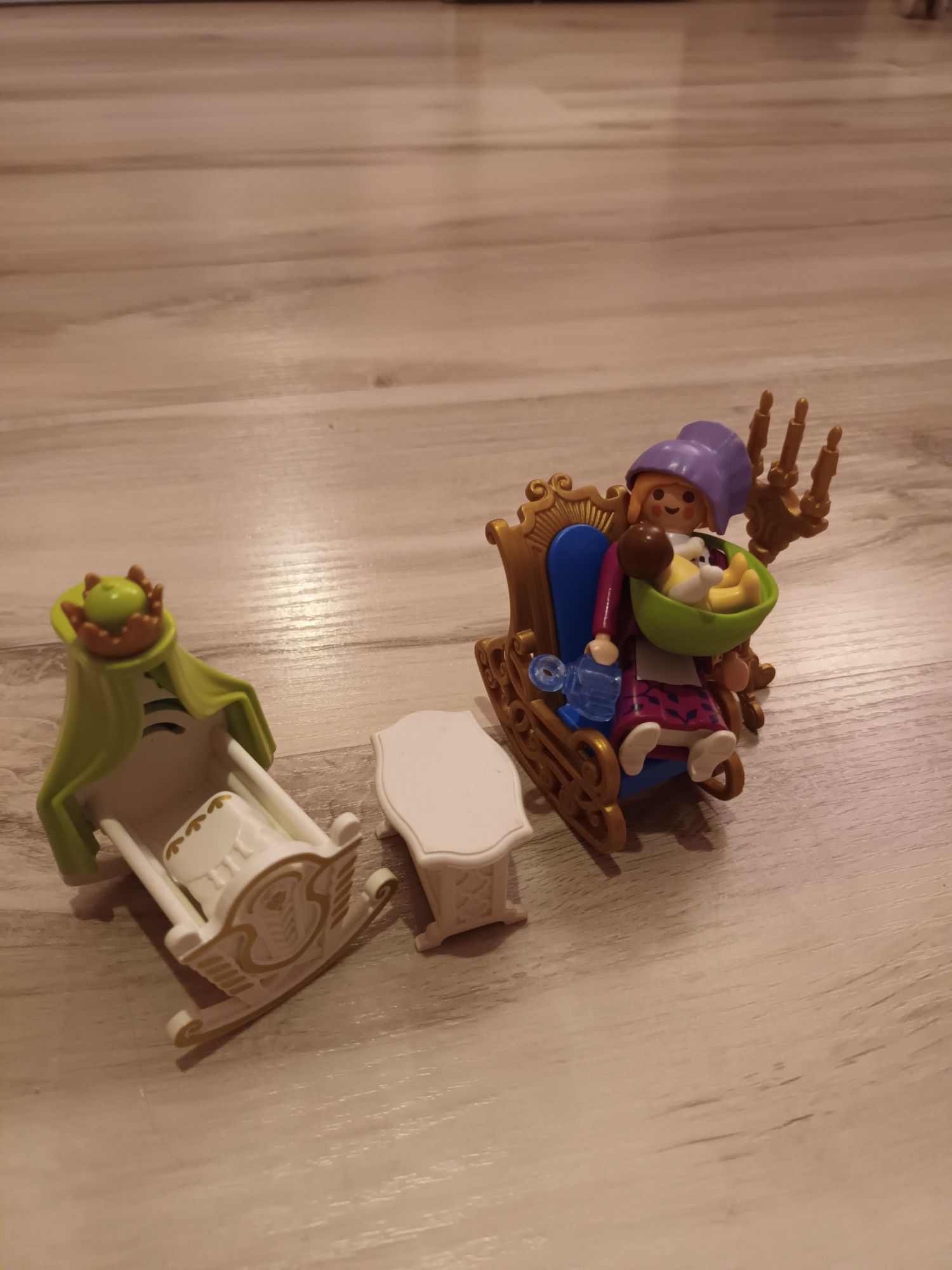 Playmobil Sklep z warzywami +Prince Ammes z kołyska dziecięcą