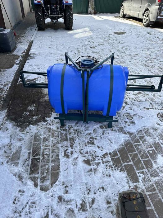 Оприскувач навісний для тракторів мототрактор і міні трактора