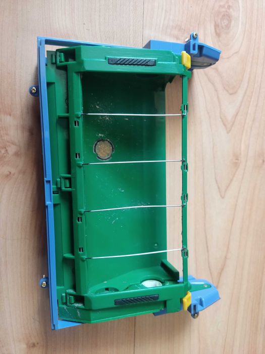 Rodas, compart. escova,motor escova lateral, roda frente Irobot Roomba