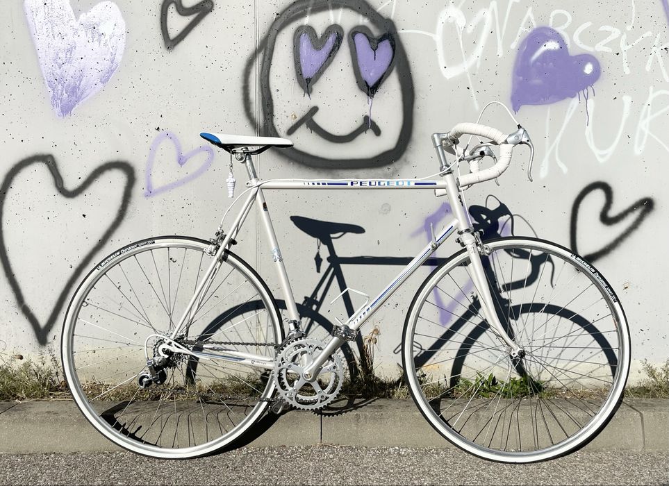 Rower szosowy Peugeot – oryginalny klasyk miejska kolarzowka