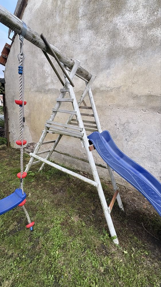 Huśtawka i zjeżdżalnia ogrodowa