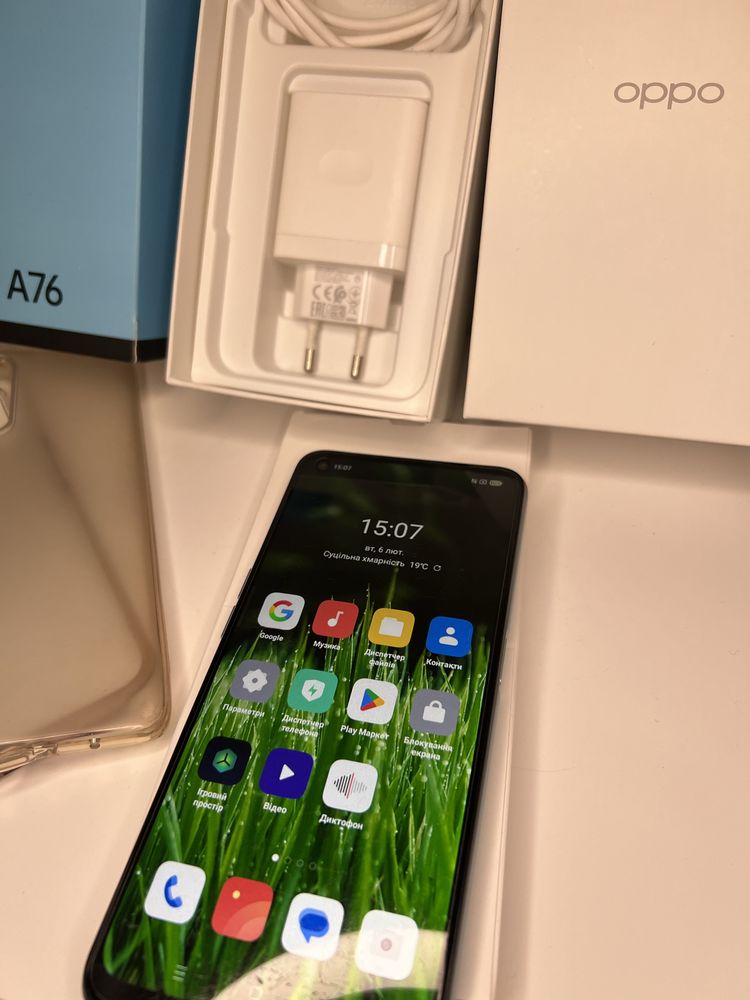 Продам мобильный телефон Oppo A76 4/128 Gb NFC