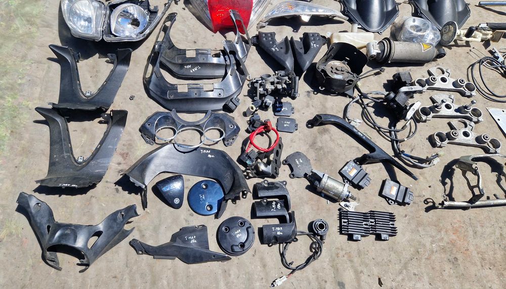 Yamaha T - MAX 500 lampa wiązka szyba boczek osłona wypełnienie