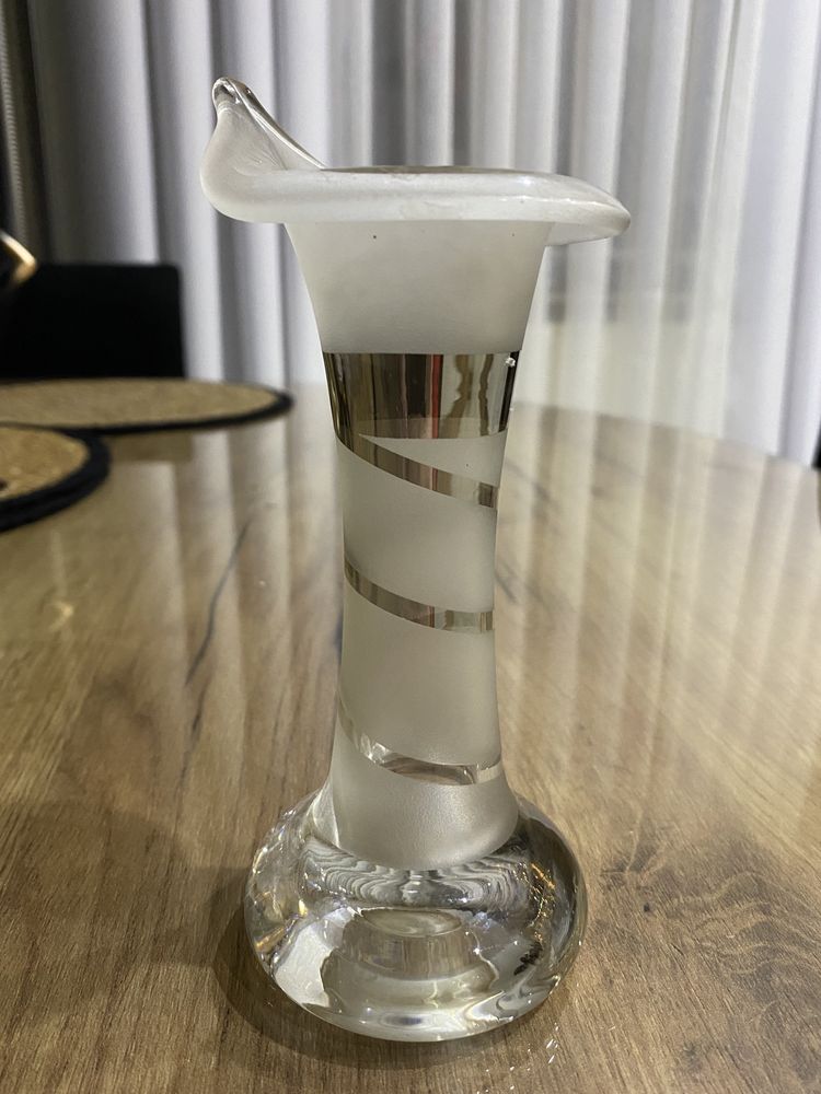 Wazon szklany wysokość 17 cm