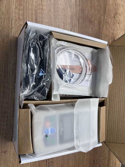 Pulsoksymetr Med7even UT100 sprawny gwarancja do 2026 plus czujniki