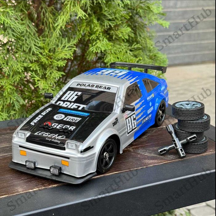 Дрифт машинка Toyota Trueno AE86 на радиоуправлении 28.5см 1:16