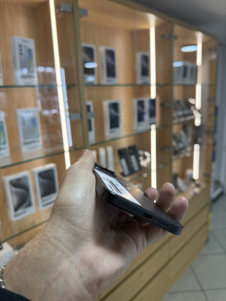 IPHONE 15 PRO MAX 256GB USADO