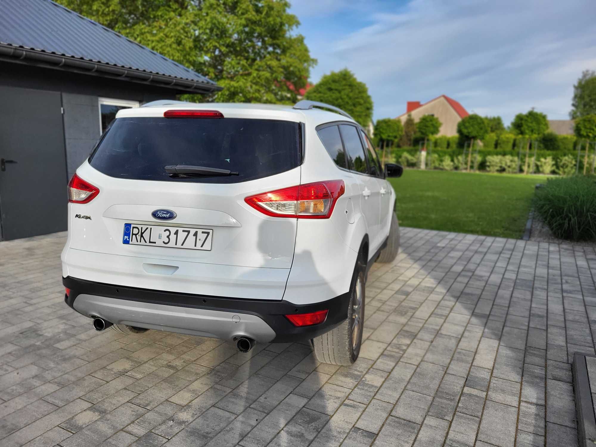 Ford Kuga mały przebieg