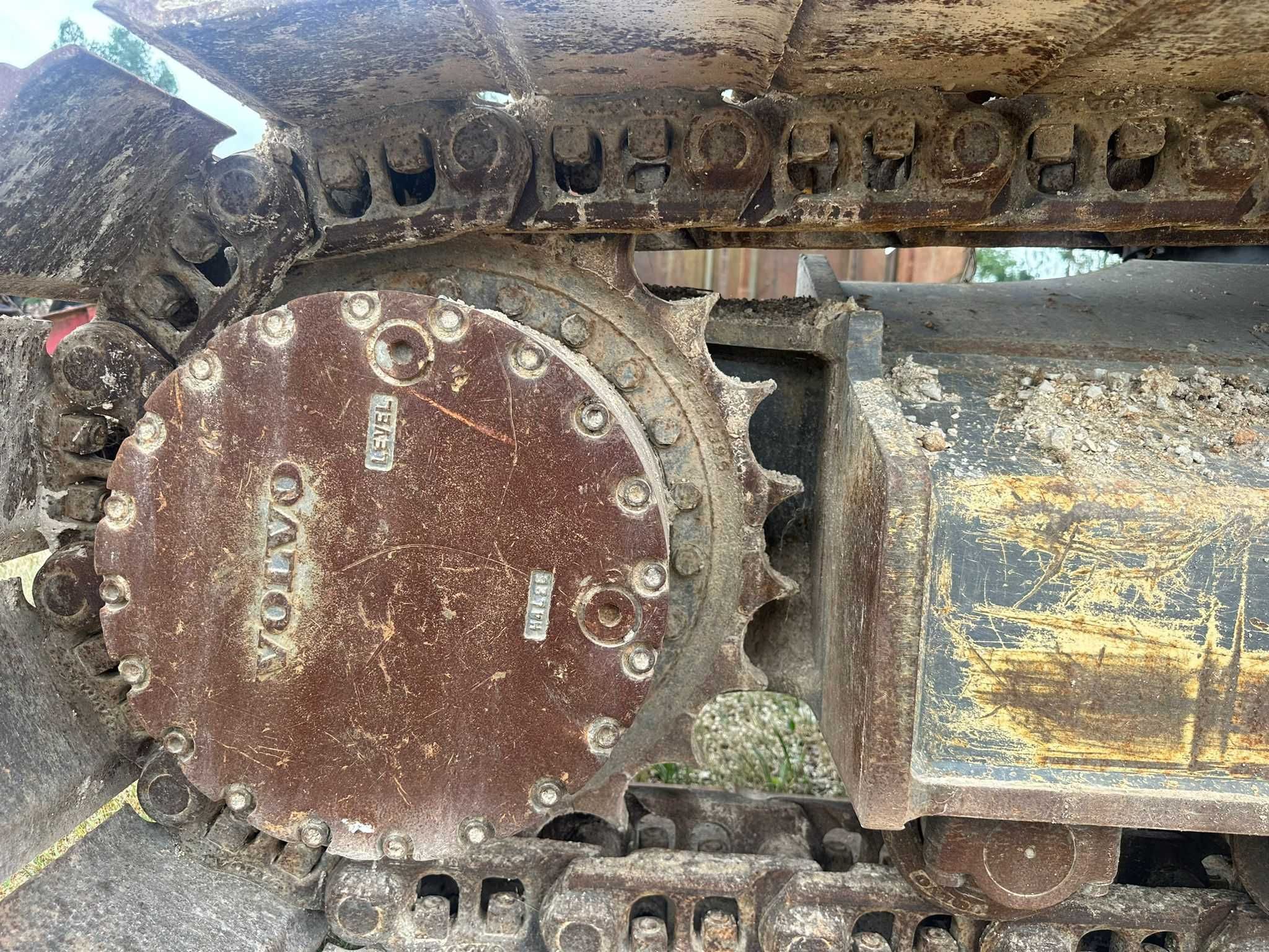 maquina de corte volvo 220 com processadora Ponsse