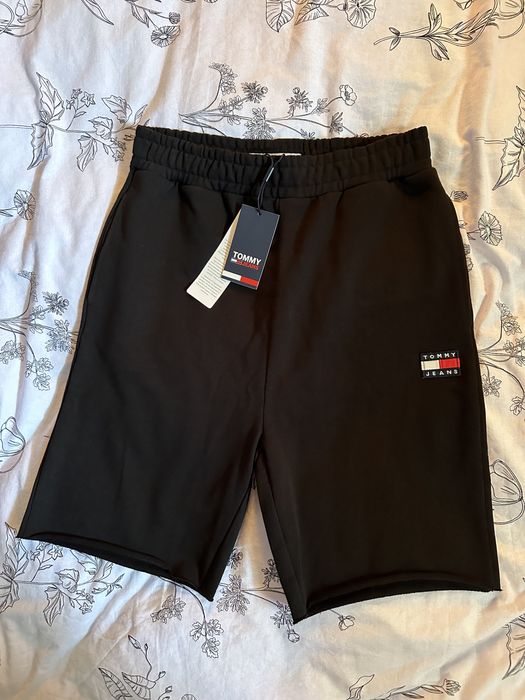 Tommy Hilfiger damskie krotkie spodnie dresowe szorty dlugie S 36