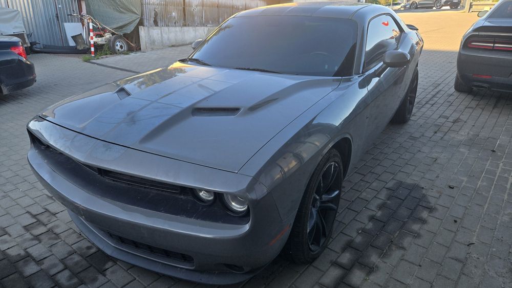 Dodge Challenger R/T 5.7 v8 Hemi 2017