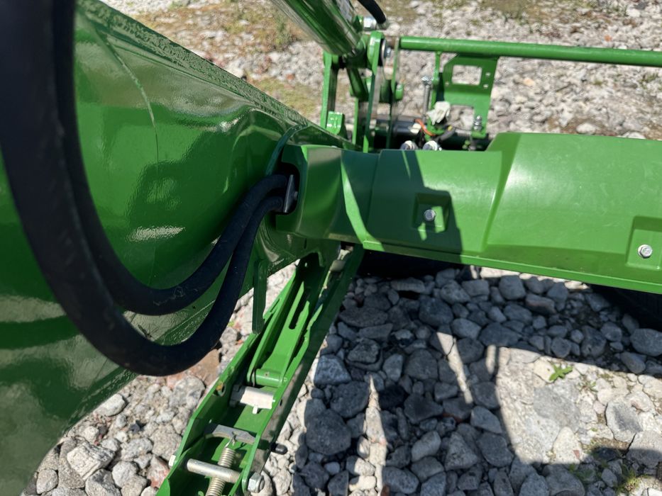 TUR ładowacz czołowy John Deere 623R 2021r