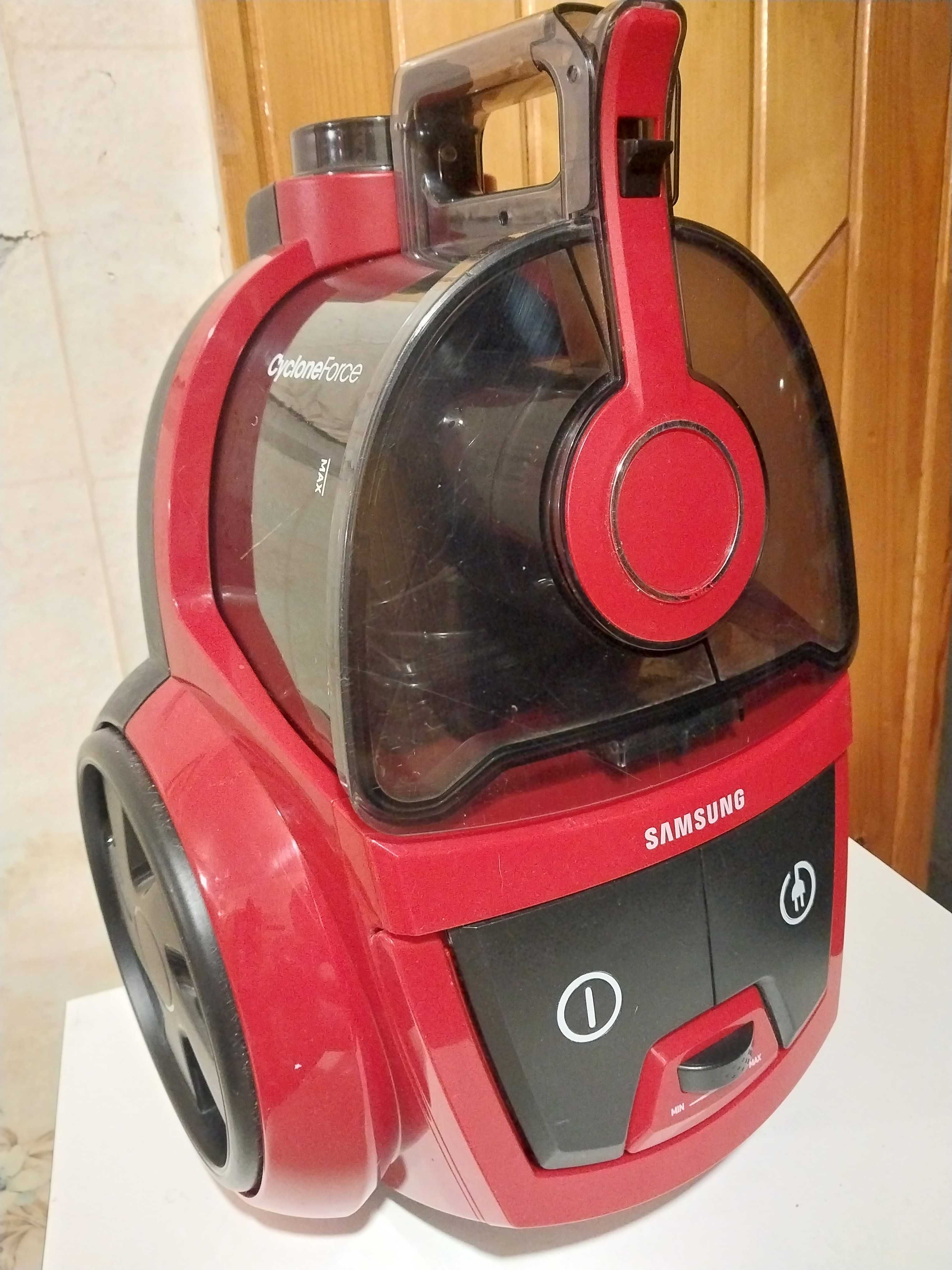пылесос SAMSUNG VC07R302MVR