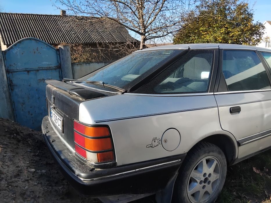 Продам машину форд