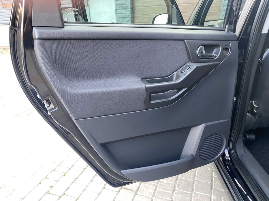 Продам Opel Meriva 2008 р, нефарбований, газ Євро4, гарна комплектація