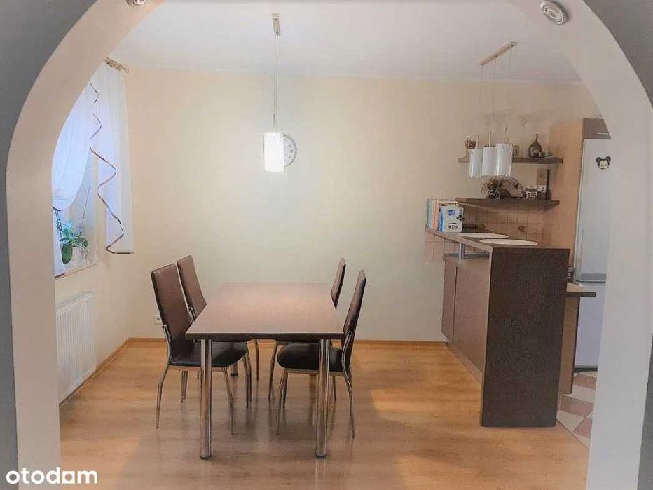 Dom do wynajęcia 5-pok. w Żukowie 2 garaże, piwnica, ogród