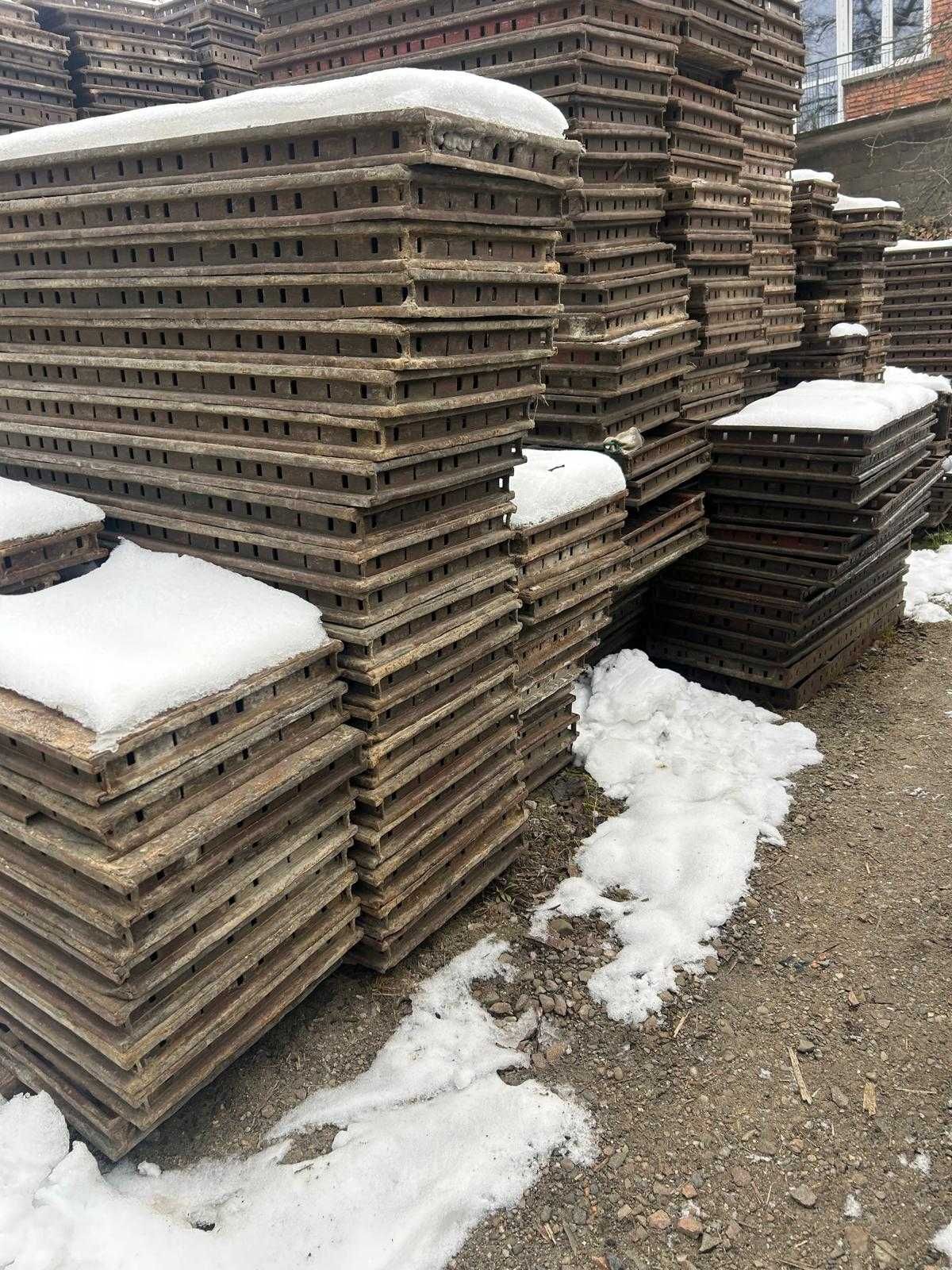 Szalunki, blaty szalunkowe AKROW, fundamentowe