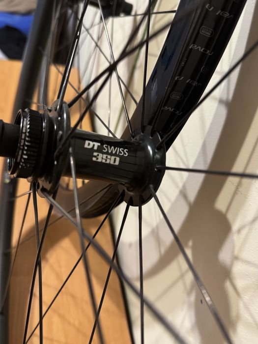 Kola specialized  Roval C38 dt swiss 350