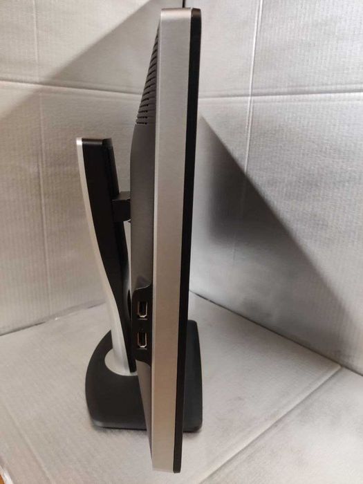 Монітор 24" Dell UltraSharp U2412M Black