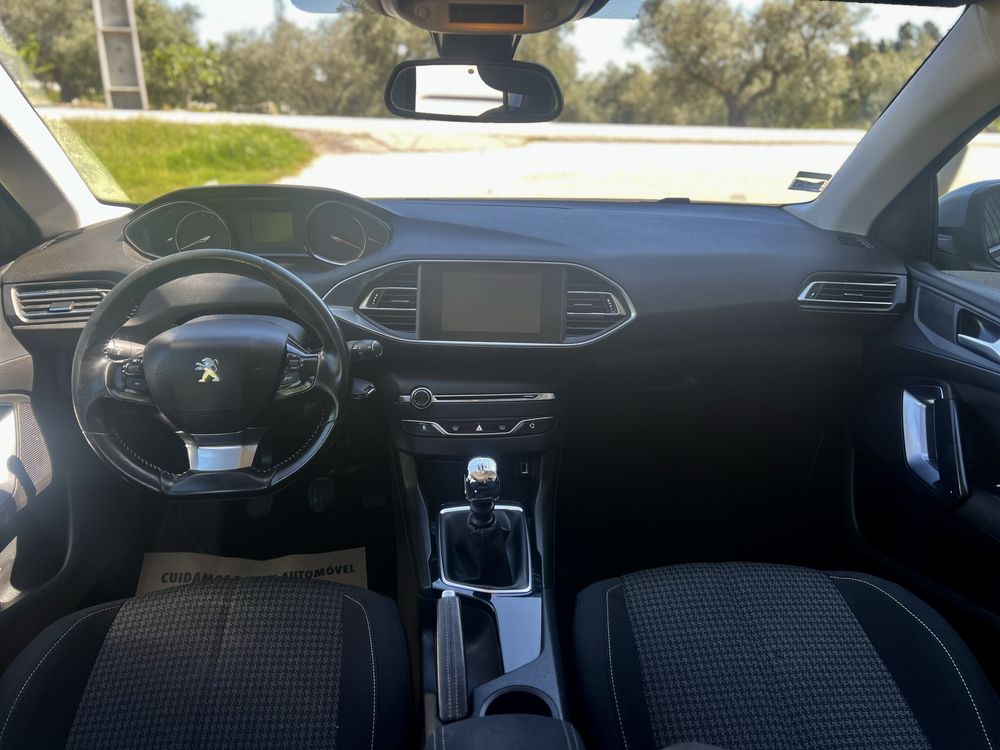 Peugeot 308sw blueHDI 2018