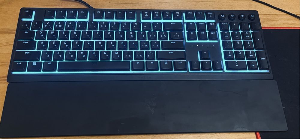 Продам Razer Ornata V3