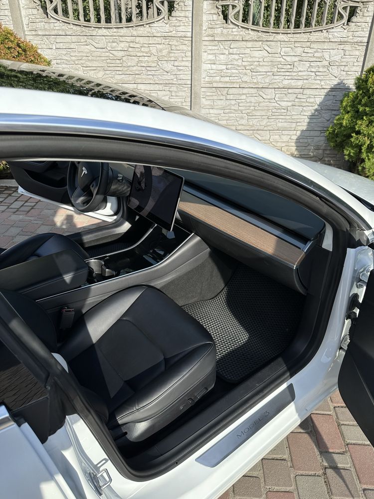 Tesla model 3+ 55 kw