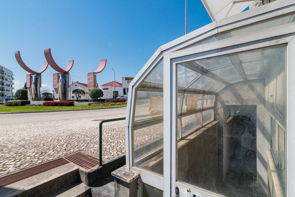 Armazém comercial para venda