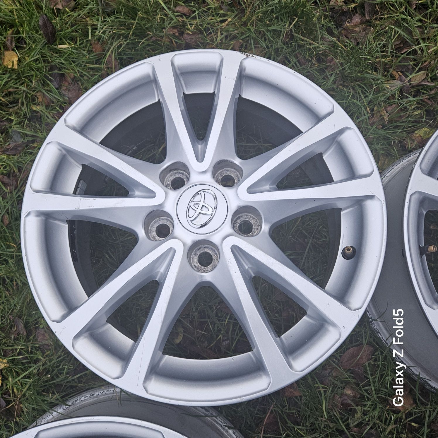 Alufelgi 16 Toyota Corolla Auris Avensis Rav4 Yaris Cross 5x114,3 ET39