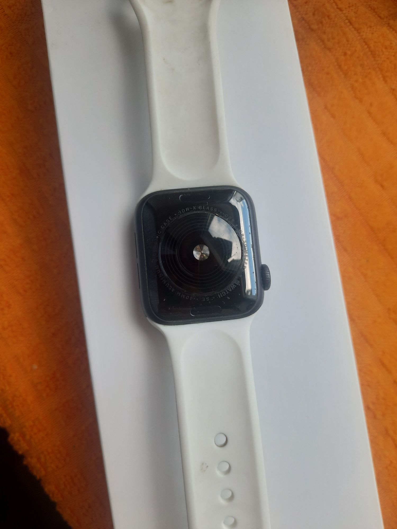 Apple Watch SE 40мм