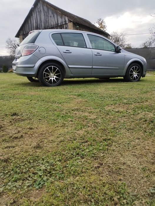 Opel astra H 1.6 Lpg