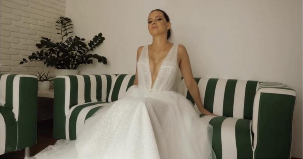 Весільна сукня XS-M