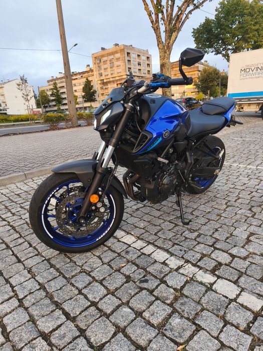 Yamaha MT 07 imaculada