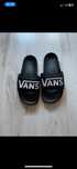 Czarne  klapki  Vans .Rozmiar 38 .Nowe