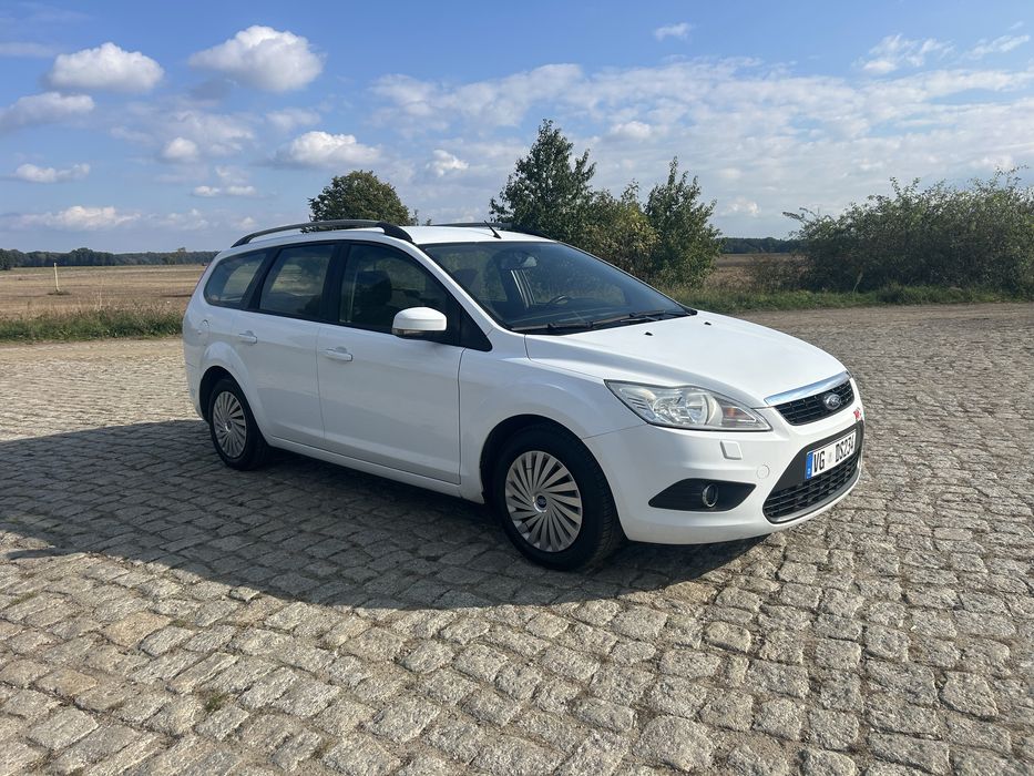 Ford focus 1.6 2010r
