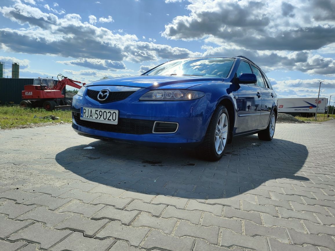Sprzedam Mazdę 6 2.0. benzyna+ gaz+ hak. Opłaty i przegląd aktualne.