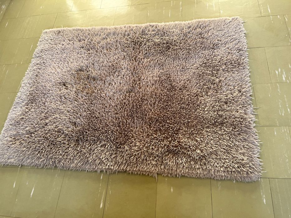 Dywan z długim włosiem
